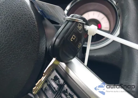 2011 Ford Mustang V6 Premium from USA, damaged, VIN 1ZVBP8EM7B5139351